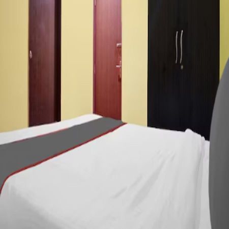 Carnival Hotel Pune Eksteriør bilde