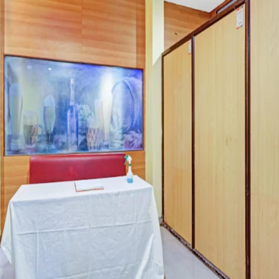 Carnival Hotel Pune Eksteriør bilde