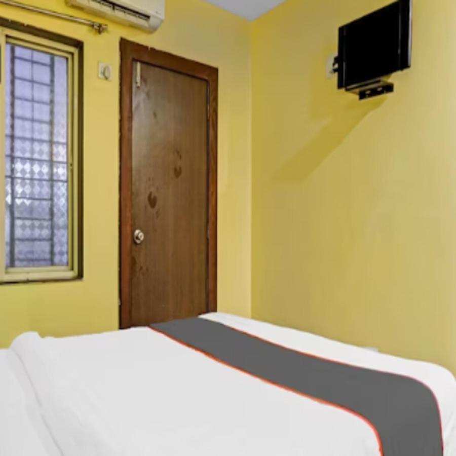Carnival Hotel Pune Eksteriør bilde